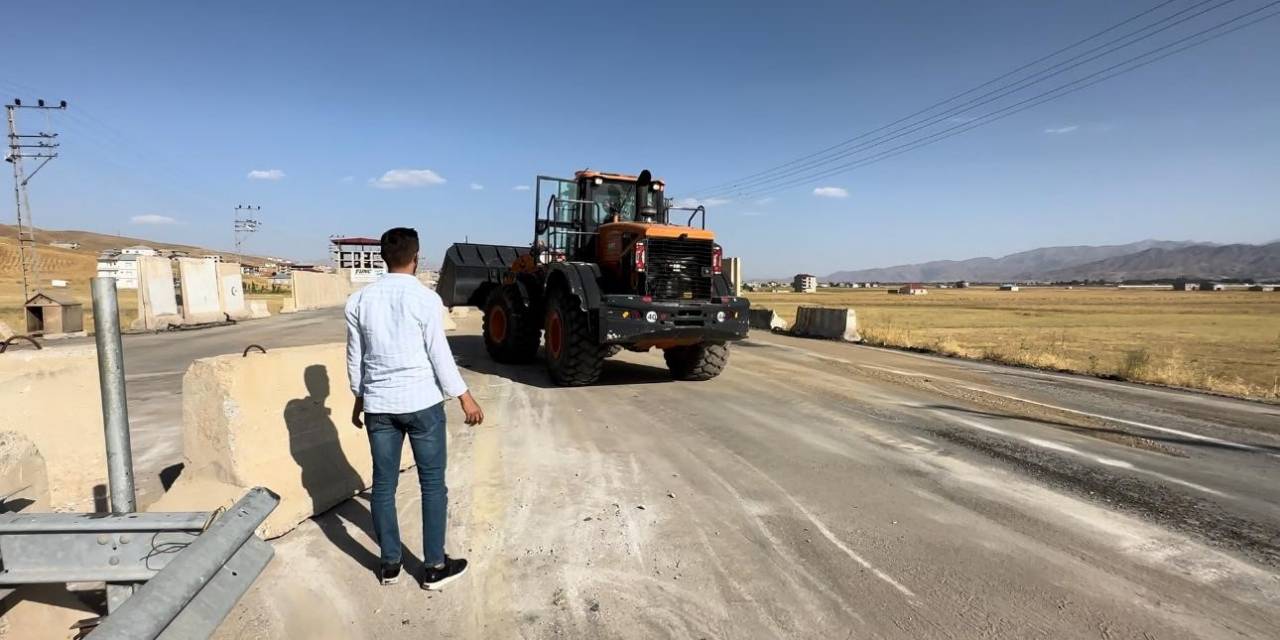 Yüksekova Girişindeki Polis Kontrol Noktası Taşındı