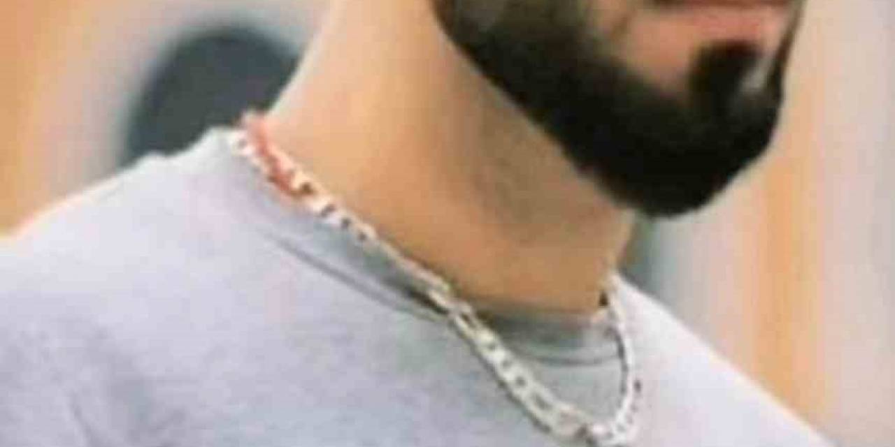 Boynundan Bıçakla Yaralanan Genç, Hayatını Kaybetti