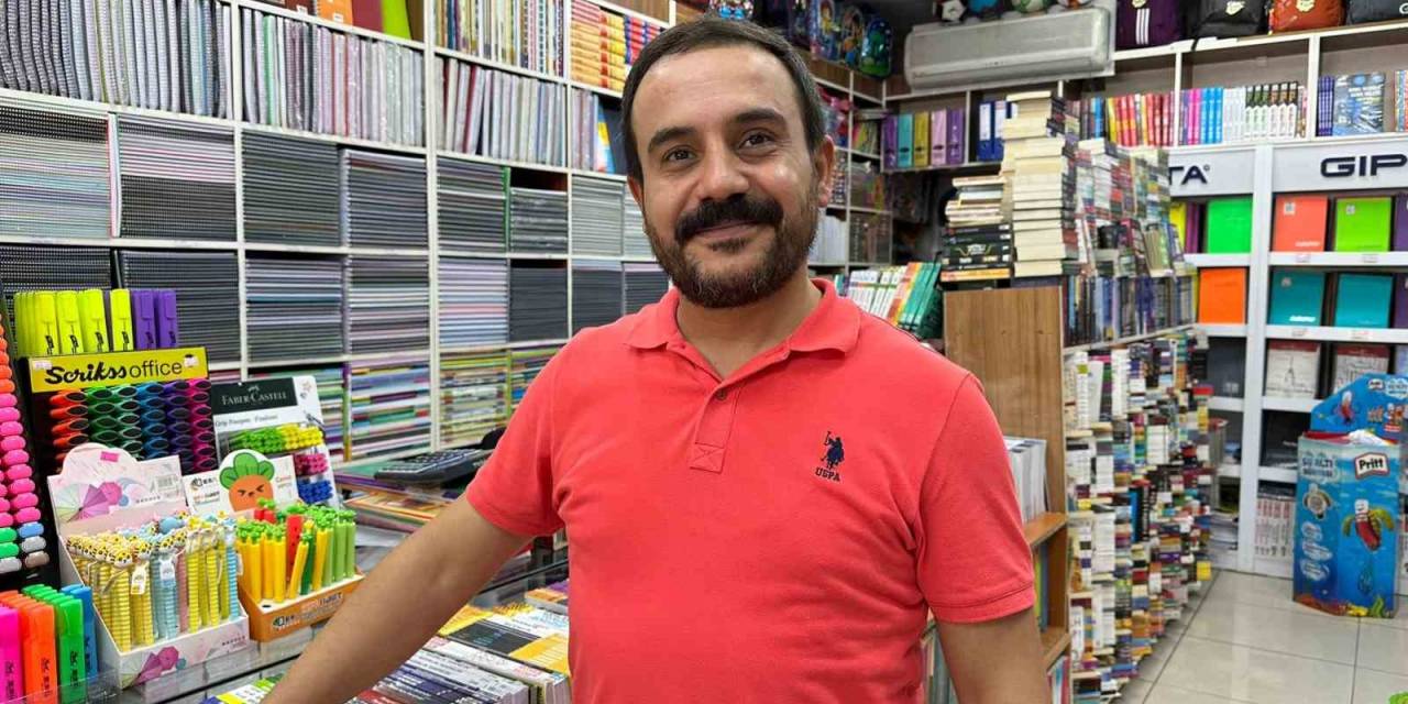 Deprem Bölgesi Gaziantep’te Kırtasiye Yoğunluğu