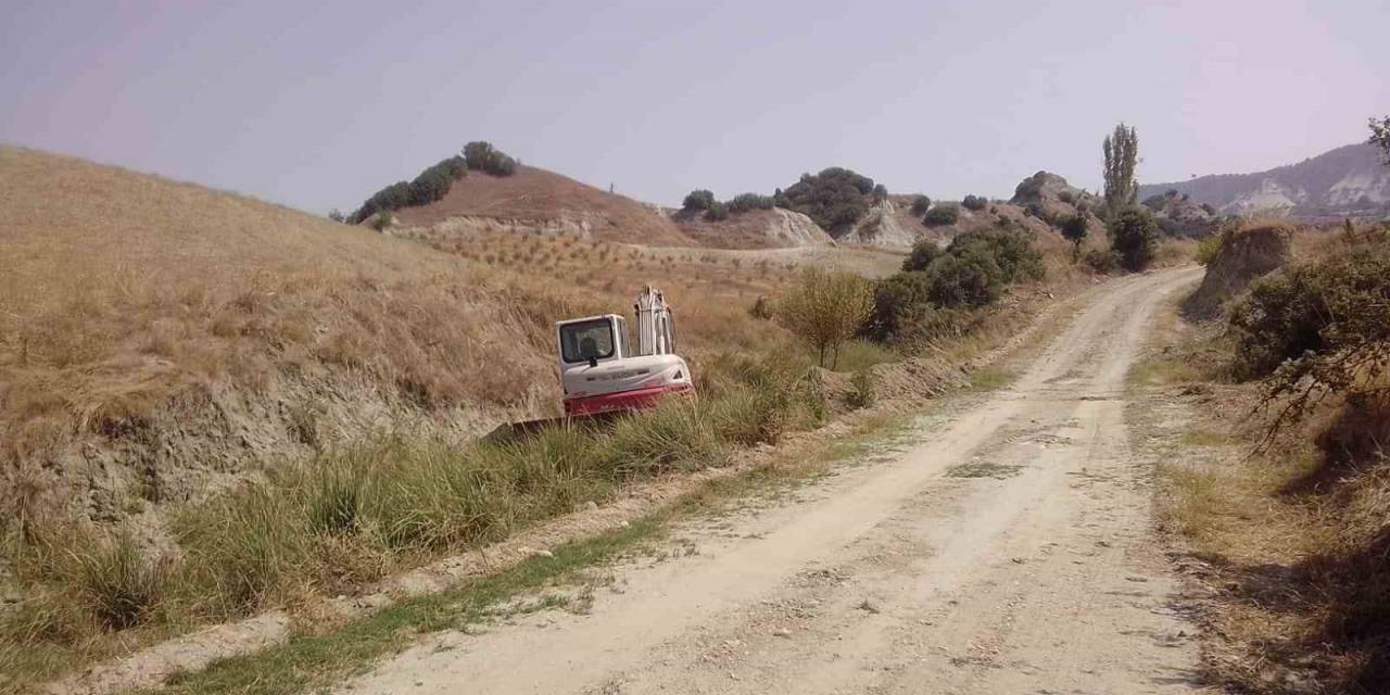 Maski’den Dere Temizliği Ve Menfez Çalışması