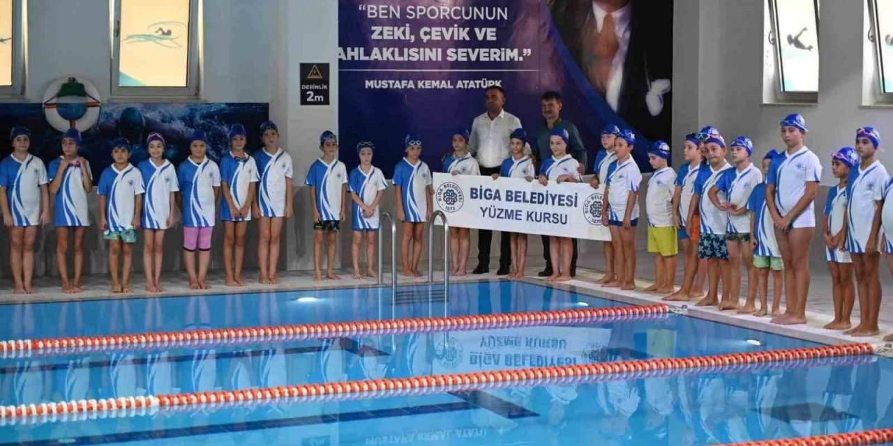 Biga’da Yüzme Yarışları Düzenlendi