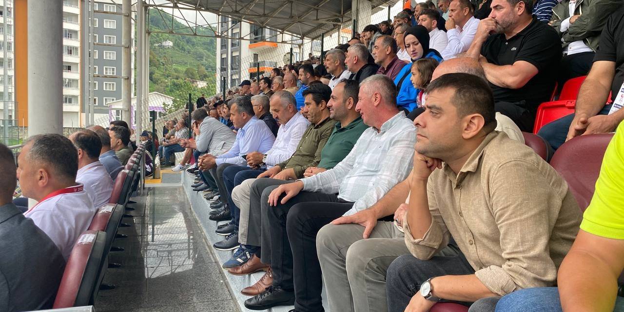 Artvin Hopa Spor Kulübü İlk Maçın Gelirini Sma Hastası Deniz Günay İçin Bağışladı