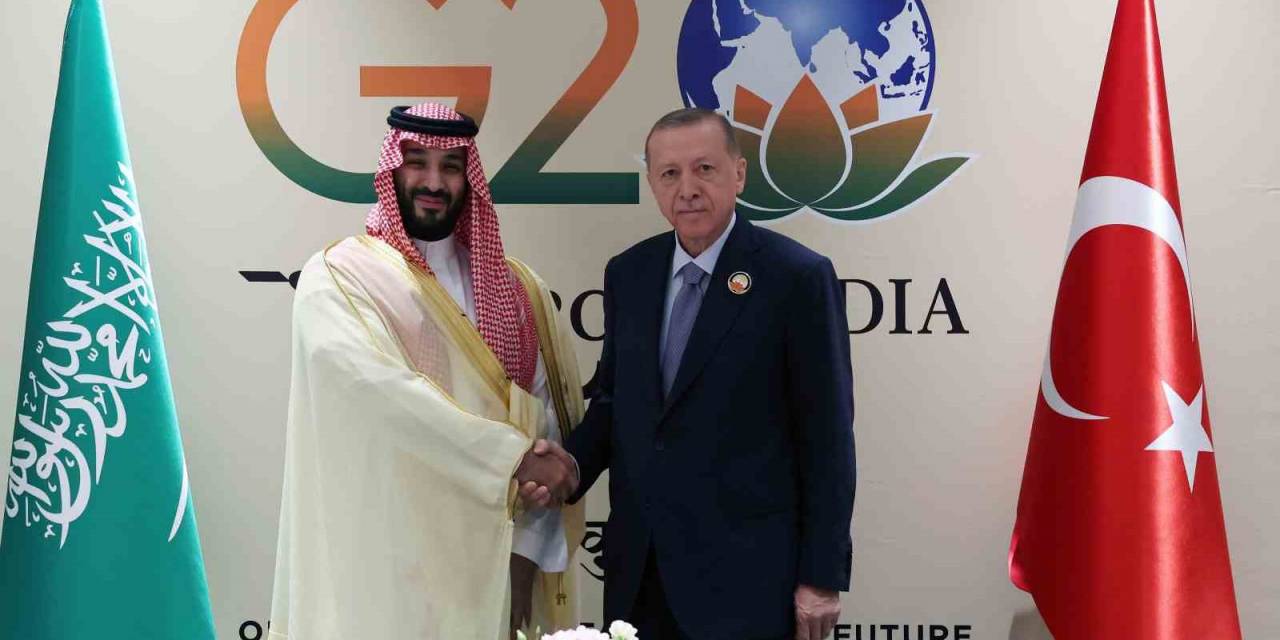 Cumhurbaşkanı Erdoğan, Suudi Arabistan Veliaht Prensi Selman İle Görüştü