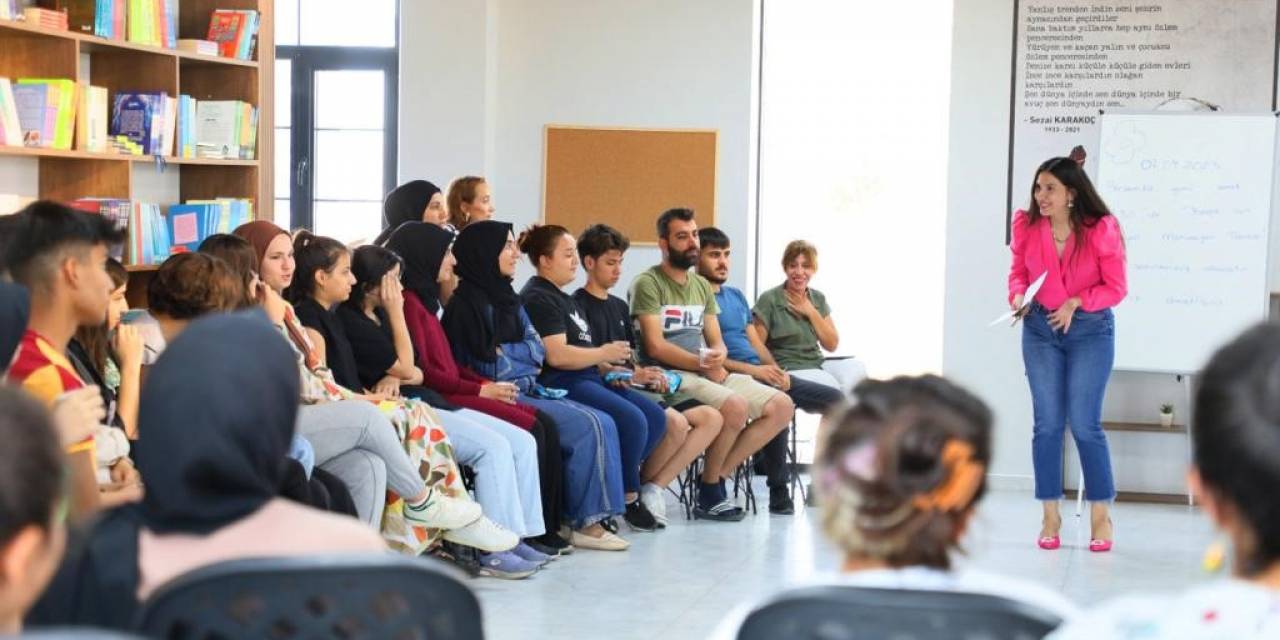 Diyarbakır’da Öğrencilere Motivasyon Semineri