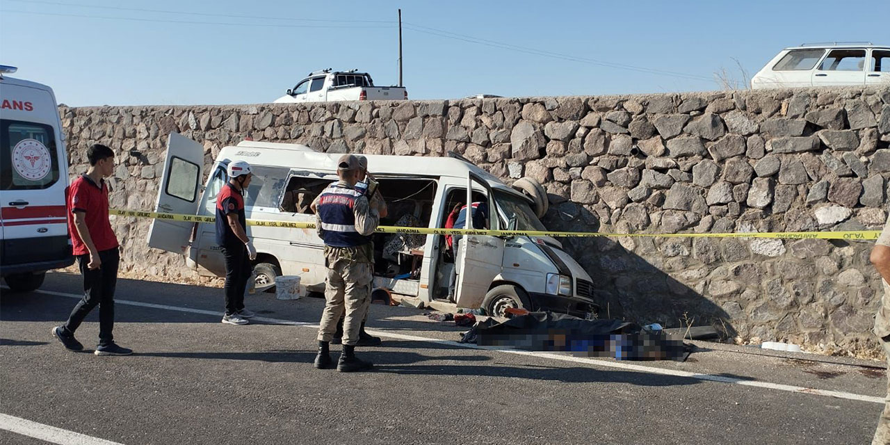 Şanlıurfa’daki Rize Plakalı Minibüs Kazasında Ölü ve Yaralıların İsimleri Belli Oldu