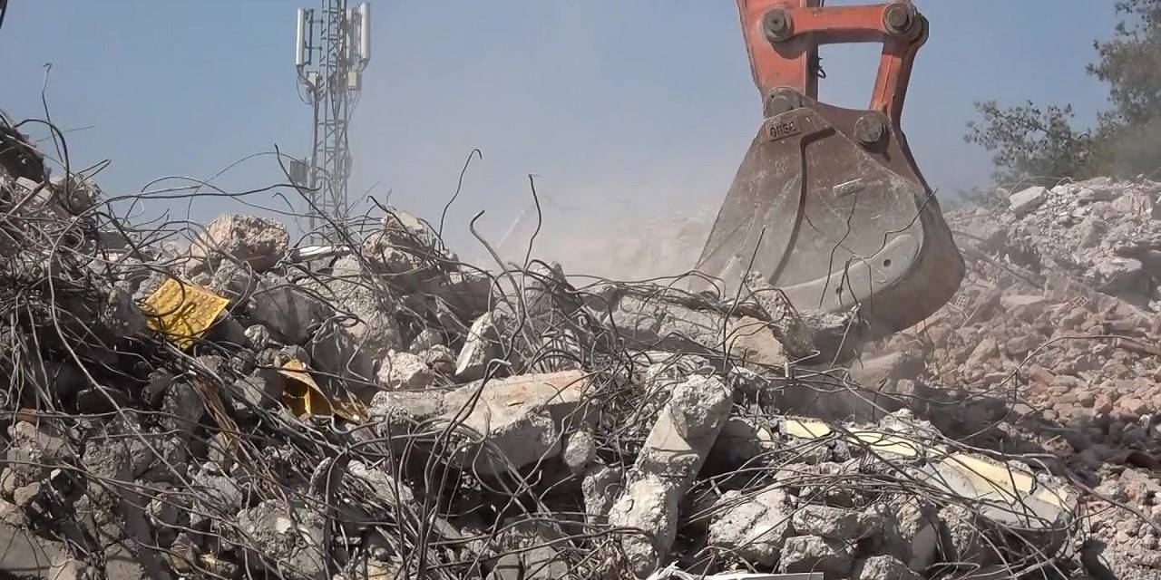 Kahramanmaraş’a 66 Yıl Hizmet Veren Valilik Binası Yıkılıyor