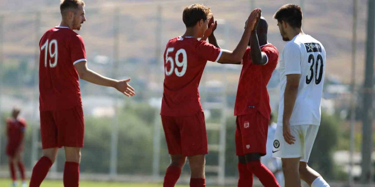 Hazırlık Maçı: Sivasspor: 2 - Çorumspor: 1