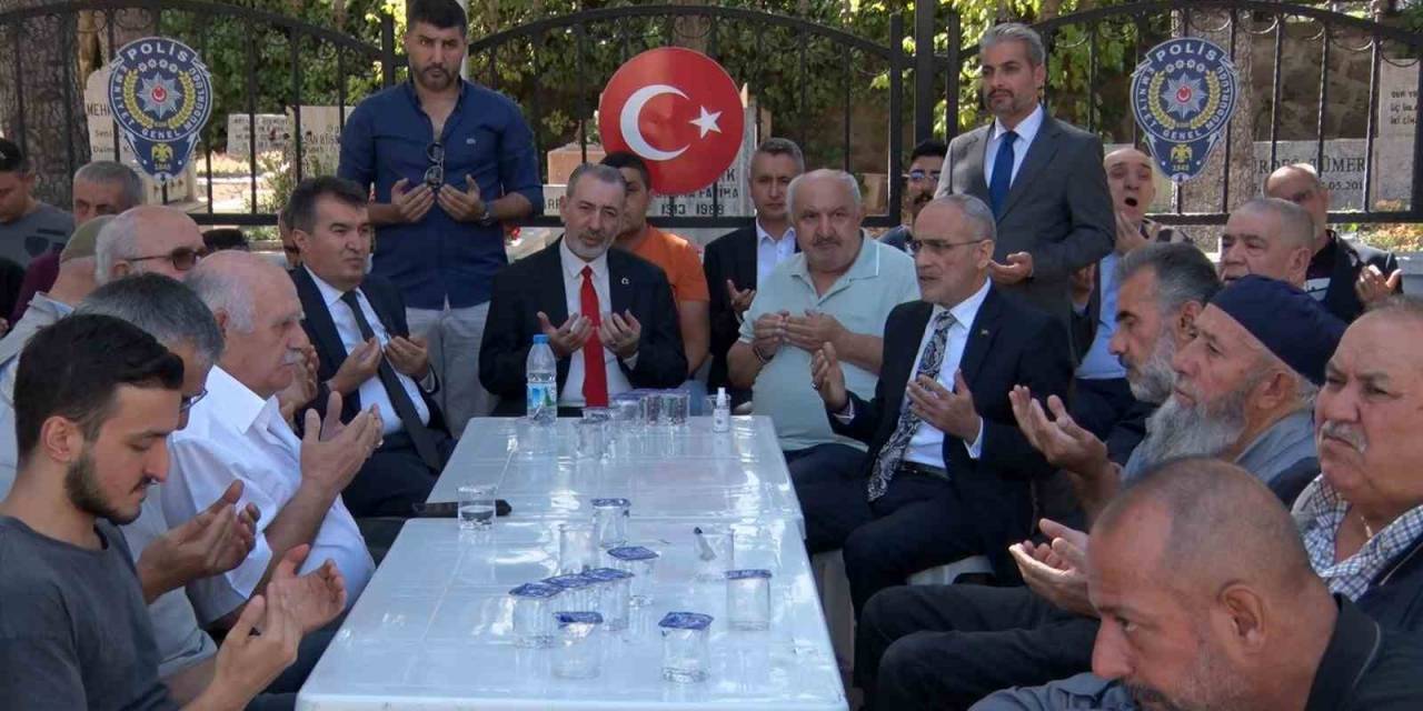 Şehit Özel Harekat Şube Müdürü Kansuva Kabri Başında Anıldı