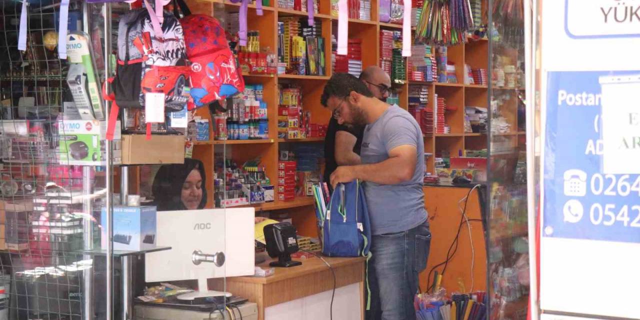 Okul Öncesi Kırtasiyelerde Son Gün Yoğunluğu