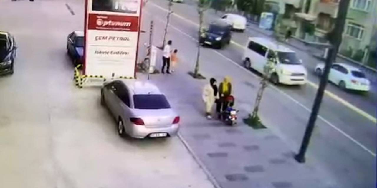 Van’da Feci Kaza: Kadınlar Bebek Arabasıyla Havaya Savruldu
