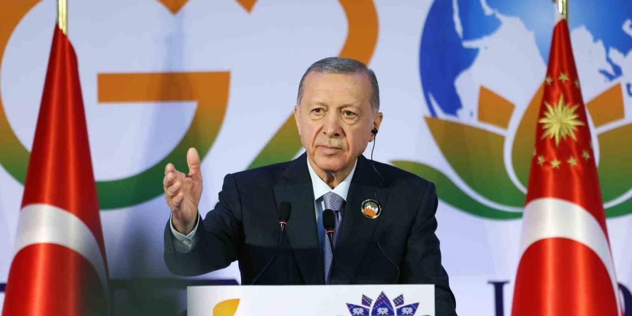 Cumhurbaşkanı Erdoğan: "5 Üyenin İki Dudağının Arasına Dünyayı Sıkıştırmayalım"