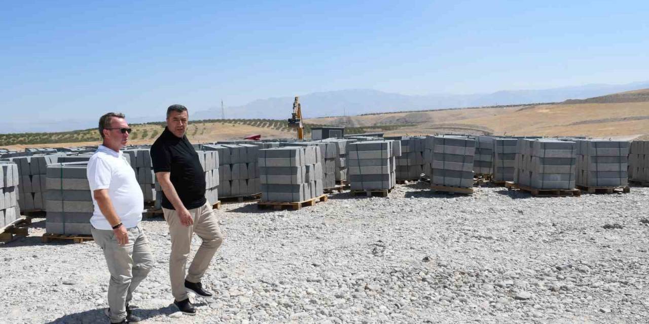 Doğu’nun En Büyük Tarıma Dayalı İhtisas (Besi) Osb’si Malatya’ya Kuruluyor