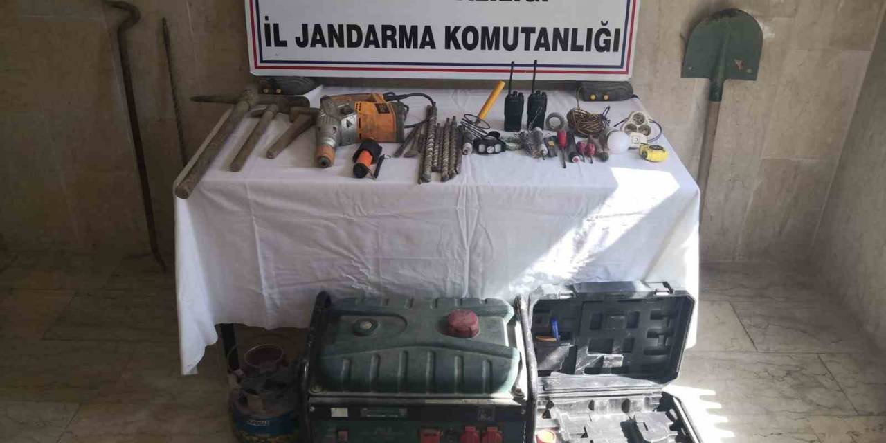 Jandarma Ekipleri Definecileri Suçüstü Yakaladı