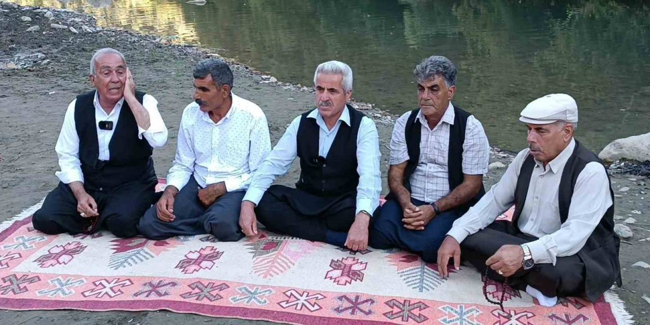 Dengbejler Köylerle Buluşuyor