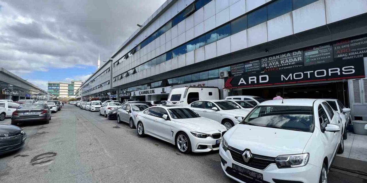 İkinci El Lüks Otomobillerde Satışlar Tamamen Durdu