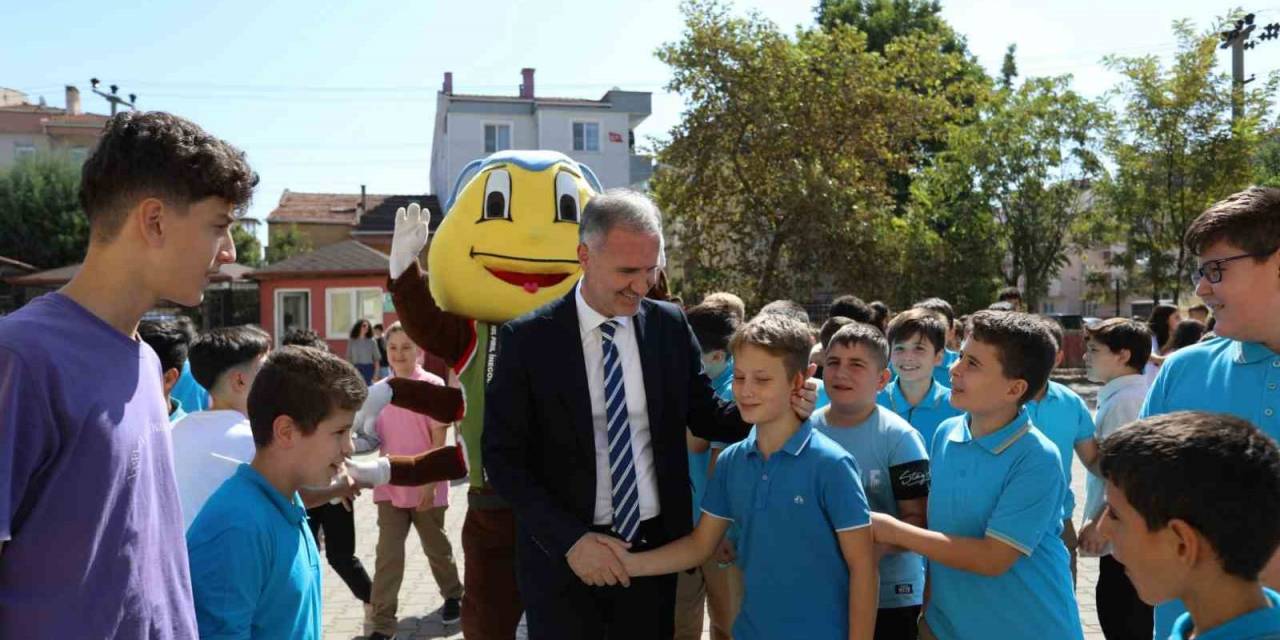 İnegöl’ün İlk Çocuk Dostu Sokağı Açıldı