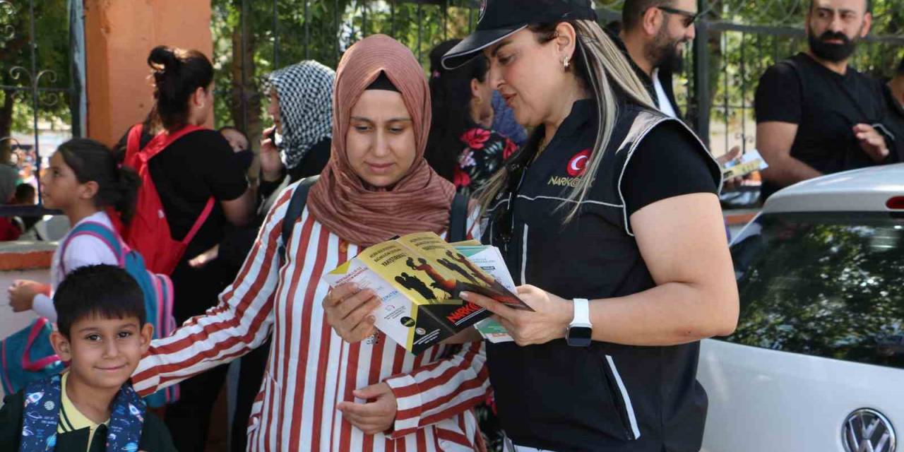 Diyarbakır’da Öğrenci Ve Veliler ’narkonokta’ Uygulamasıyla Bilgilendirildi