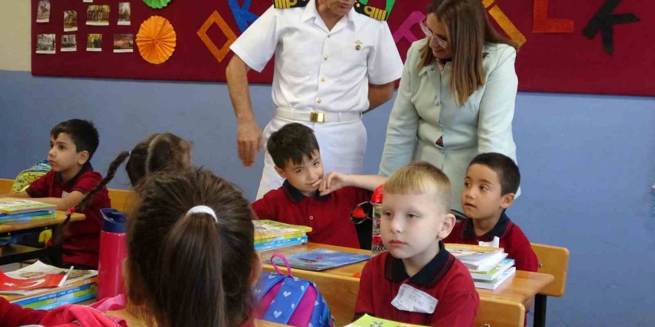 Okulun İlk Gününde Protokolü Şaşırtan Cevap