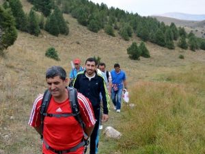 Gümüşhaneli Dağcılardan Kelkit’te Sonbahar Yürüyüşü