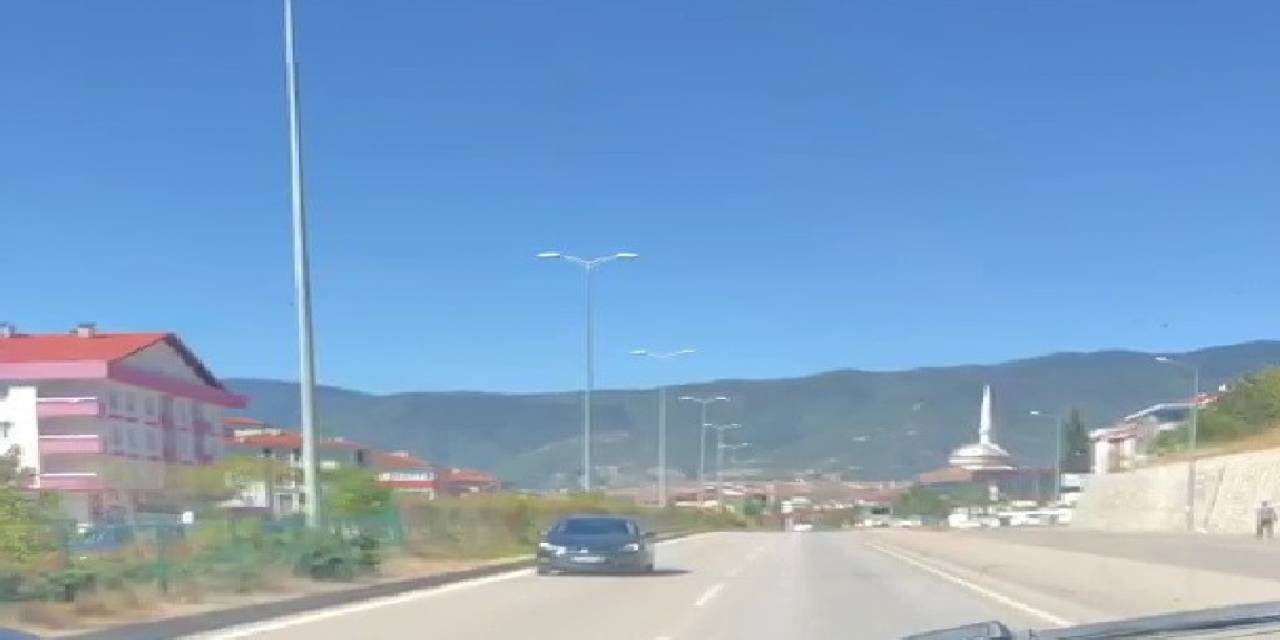 Ters Yönden Giden Otomobile 4 Bin Tl Ceza