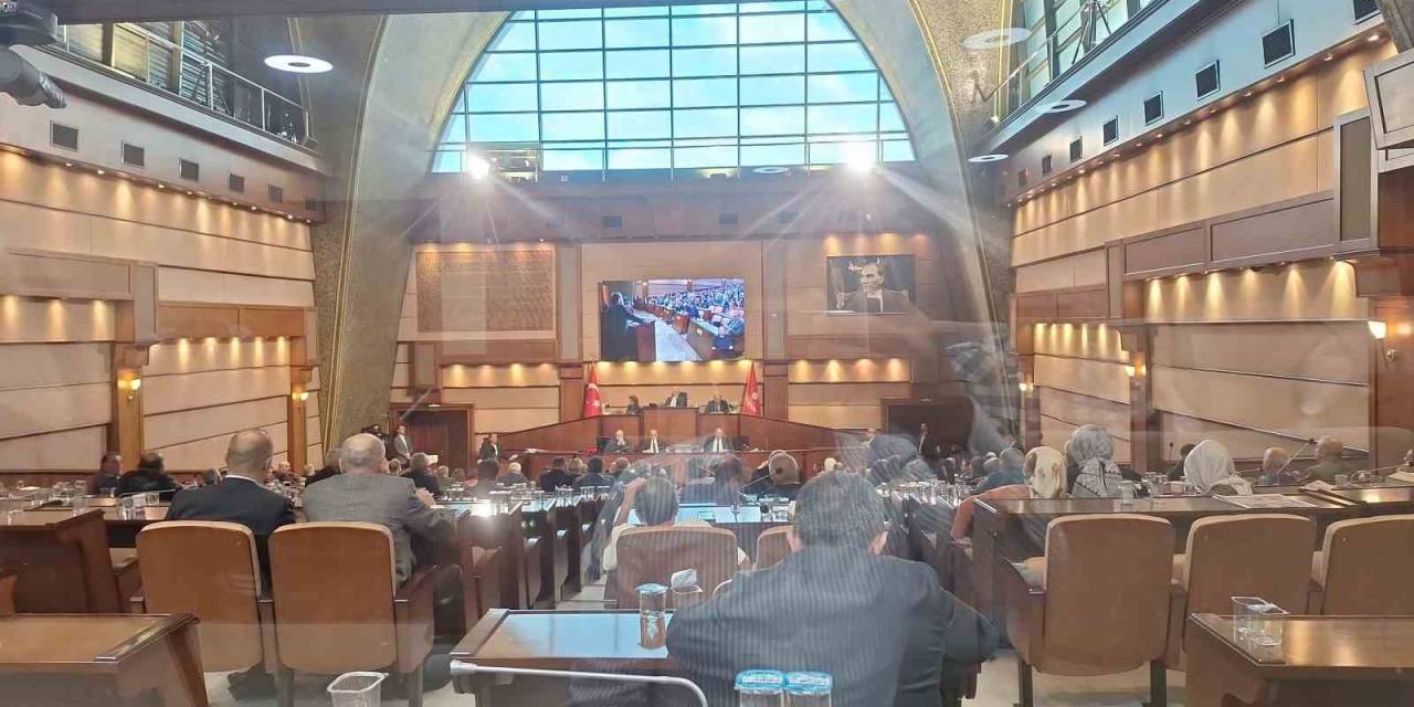 İbb Ak Parti Grup Başkanvekili Göksu: “350 Milyon Olan İski’nin Borcunu 13 Milyar 750 Milyona Çıkardınız”