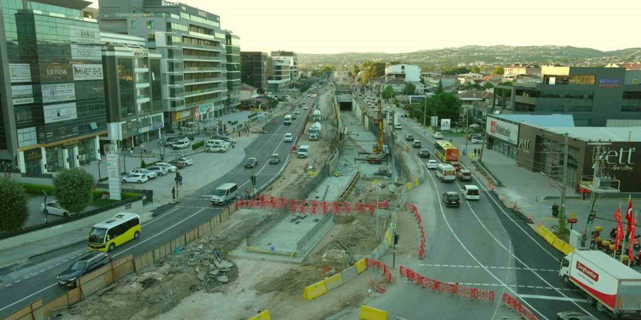 Geçit Yolu Çift Yönlü Olarak Trafiğe Açıldı
