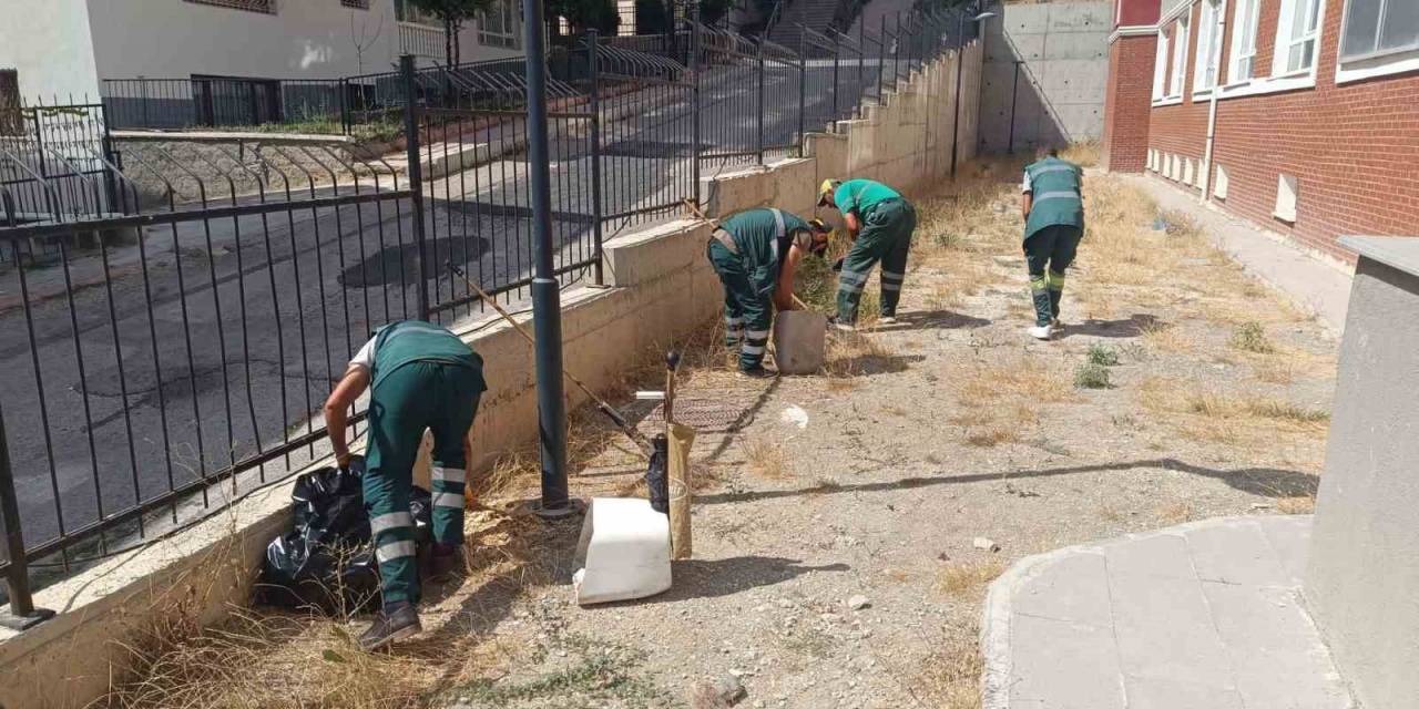 Yeni Eğitim Dönemi İçin Okullar Temizlendi