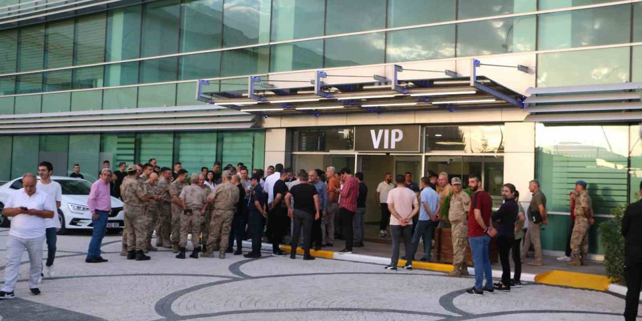 Diyarbakırlılar Gökhan Paşalarını Uğurladı