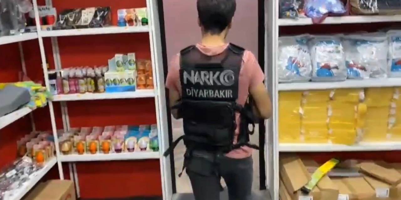 Diyarbakır Emniyeti Uyuşturucu Tacirlerine Göz Açtırmadı: 10 Tutuklama