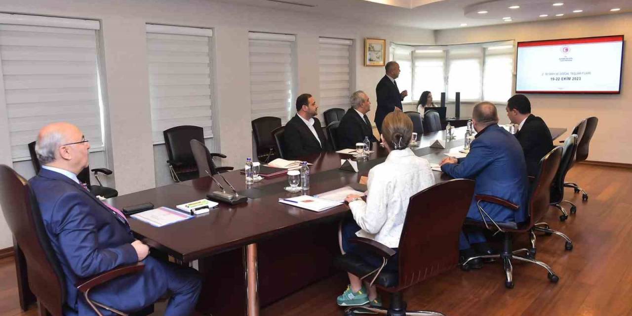 2. Tesbih Ve Doğal Taşlar Fuarı’nın Hazırlıkları Vali Köşger’in Başkanlığında Değerlendirildi