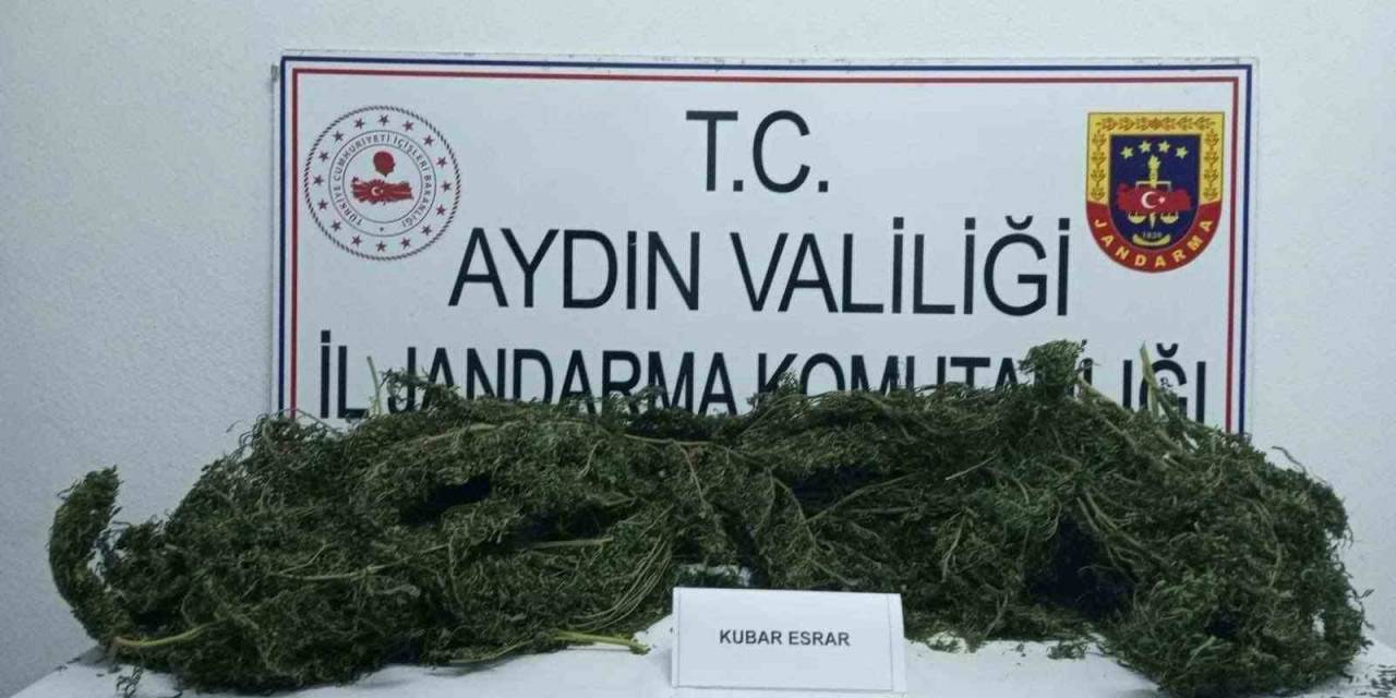 Çuvala Koyduğu 10 Kilo Uyuşturucu İle Yakalandı