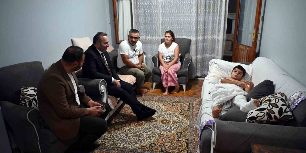 Tutuk, Trafik Kazası Geçiren Çocuğun Çağrısına Kayıtsız Kalmadı