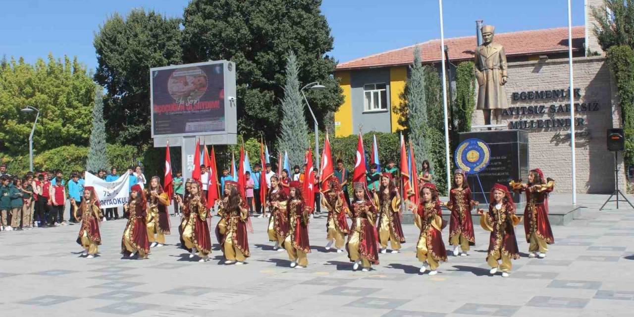 Karapınar’da İlköğretim Haftası Kutlandı