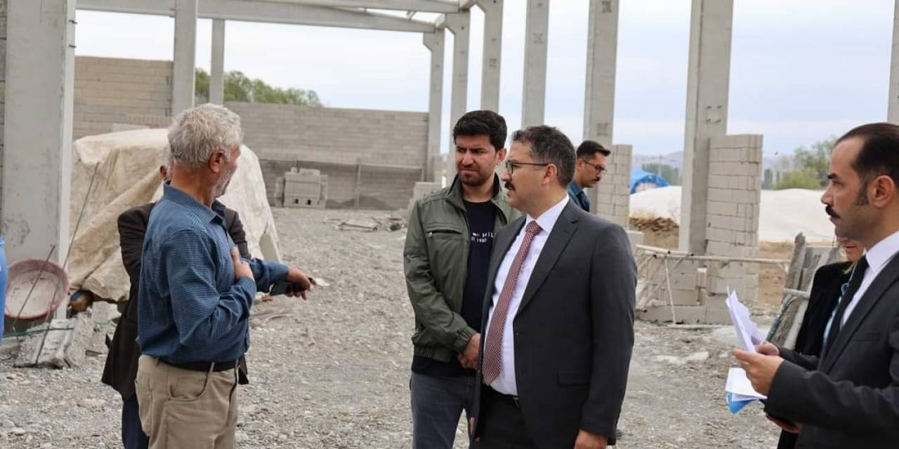 Başkanvekili Turan, Zahireciler Çarşısı’nın Yapımını İnceledi