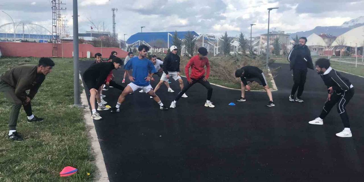 Edremit Belediyesinin Besyo Kurslarıyla 58 Kişi Üniversiteye Yerleşti