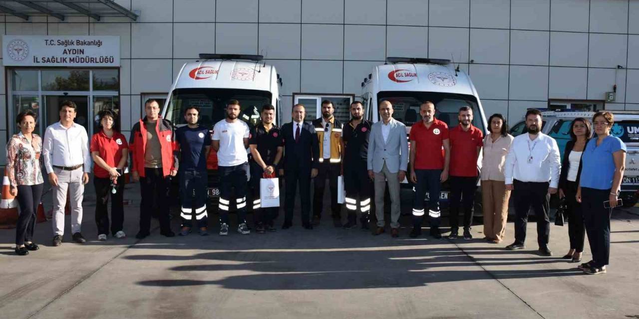 Aydın’dan 8 Gönüllü Sağlık Personeli Ve 2 Ambulans Libya’ya Gönderildi