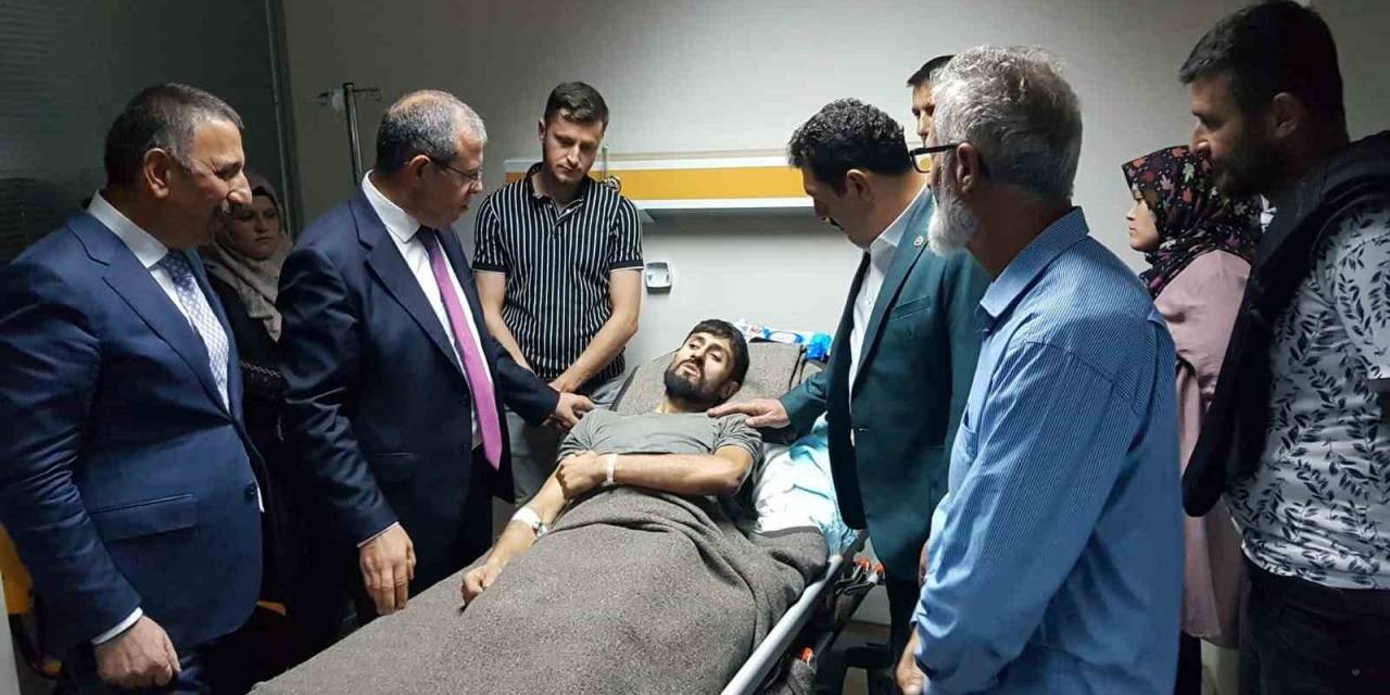 Bakan Yardımcısı Tancan, Yaralı Madencileri Hastanede Ziyaret Etti