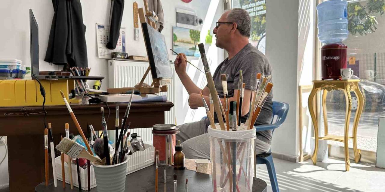 Felç Geçiren Emekli Öğretmen Kendisini Hayır Yapmaya Adadı