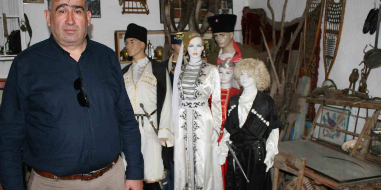 Köyde Kurulan Kültür Evi’nde Yüzyıllık Eşyalar Sergileniyor