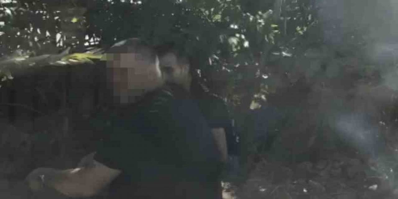 İstanbul’da “Pes” Dedirten Uyuşturucu Ticareti Kamerada: Kağıda Sarıp Uyuşturucu Sattı