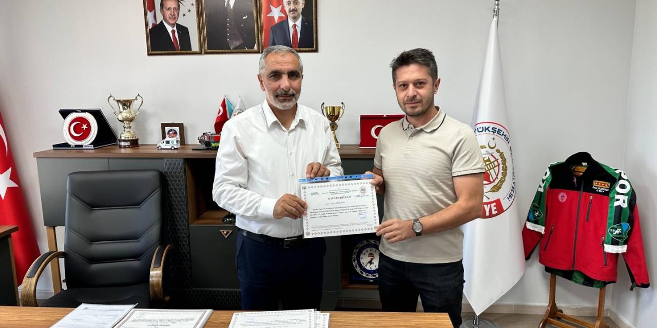 Kocaeli İtfaiyesi, Afetlere Karşı Gönüllüleri Eğitiyor