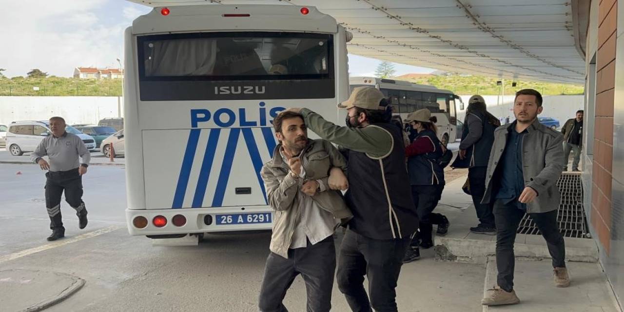 Yeşil Sol Parti Milletvekili Adayının Davası İleri Bir Tarihe Erteledi