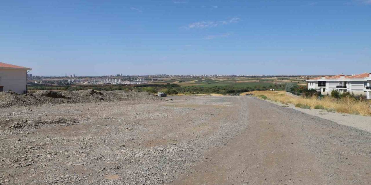 Diski Yeni Yerleşim Alanlarında İçme Suyu Ve Altyapı Çalışmalarına Devam Ediyor