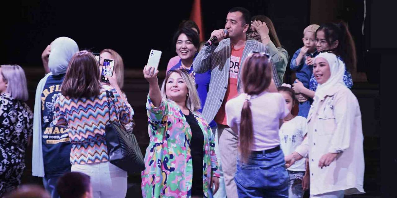 Fetih Müzesi’nde Özbek Gecesi