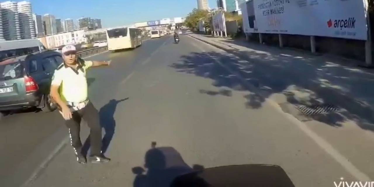 Muhtarım Diyerek Silah Çekti Polis Kıskıvrak Yakaladı