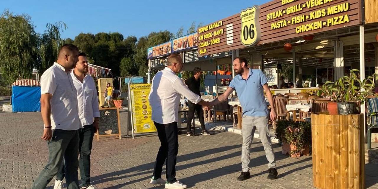 Başkan Atabay Mavişehir Esnafı İle Bir Araya Geldi