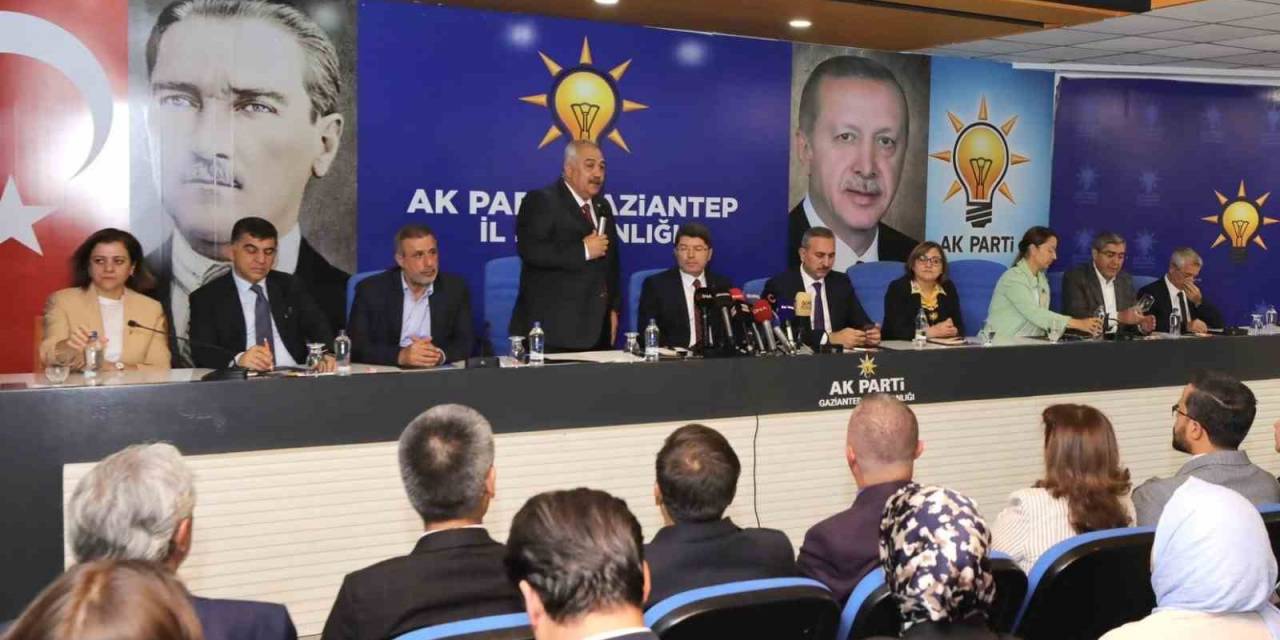 Bakan Tunç: “Türkiye Cumhuriyeti Demokrasi Tarihinde Görülmemiş Başarıyı Milletimiz Sayesinde Gerçekleştirdik”