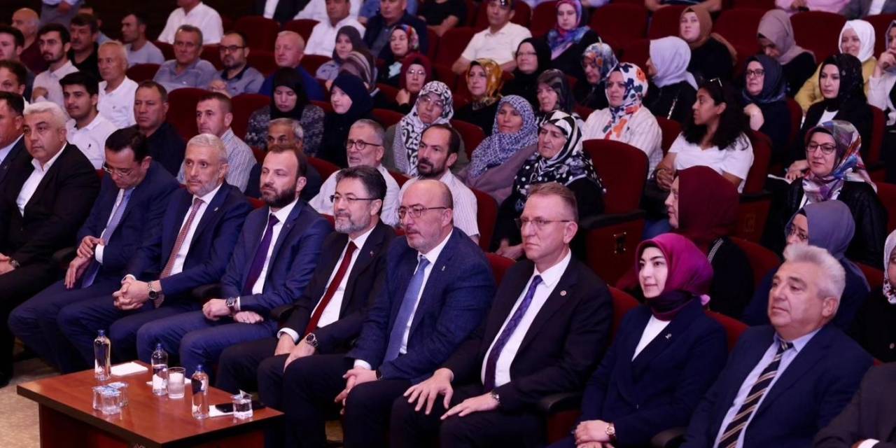 Bakan Yumaklı: "Ak Parti ’gücümüz Millet, İşimiz Hizmet’ Diyerek Yoluna Devam Edecek"