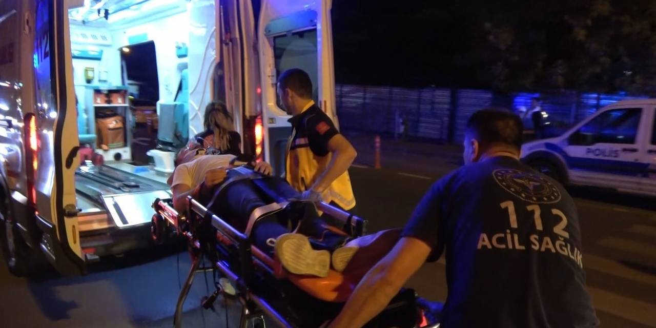 Halk Otobüsü İle Otomobil Çarpıştı: 1 Ağır Yaralı