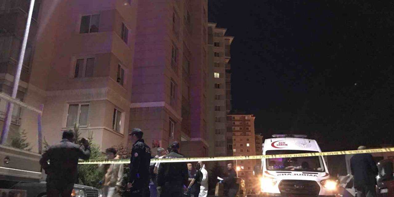 Konya’da 2 Genç Kız Çıktıkları Çatıdan Aşağıya Atladı